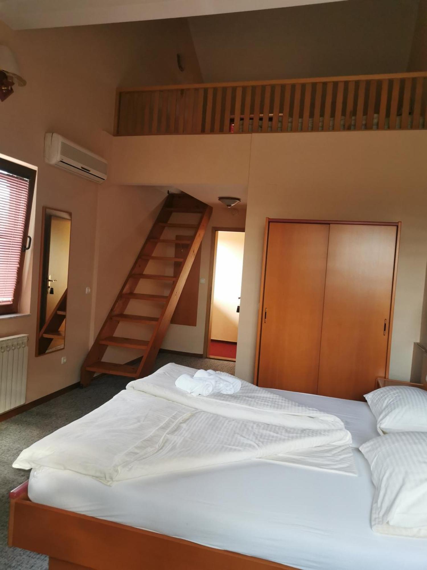 Hotel Delminium Ilidža Pokoj fotografie